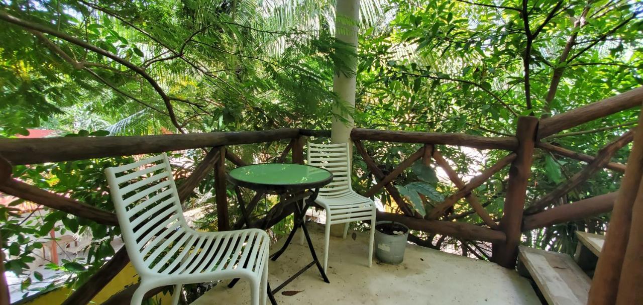 Layla Guesthouse ปัวร์โตโมเรลอส ภายนอก รูปภาพ